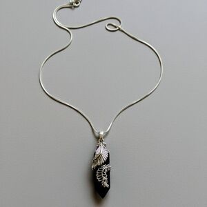 Elegant Black and Silver Pendant Necklace